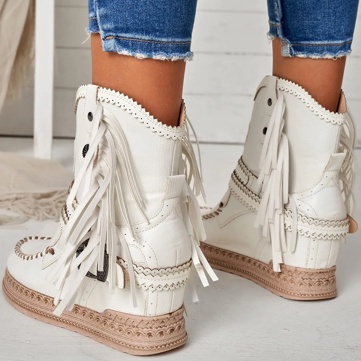 Eduavar Cowboy Boots for Women Cowboy Style, Western Boots Women Tassel Boots Western Ankle Booties Square Toe Platform Boots