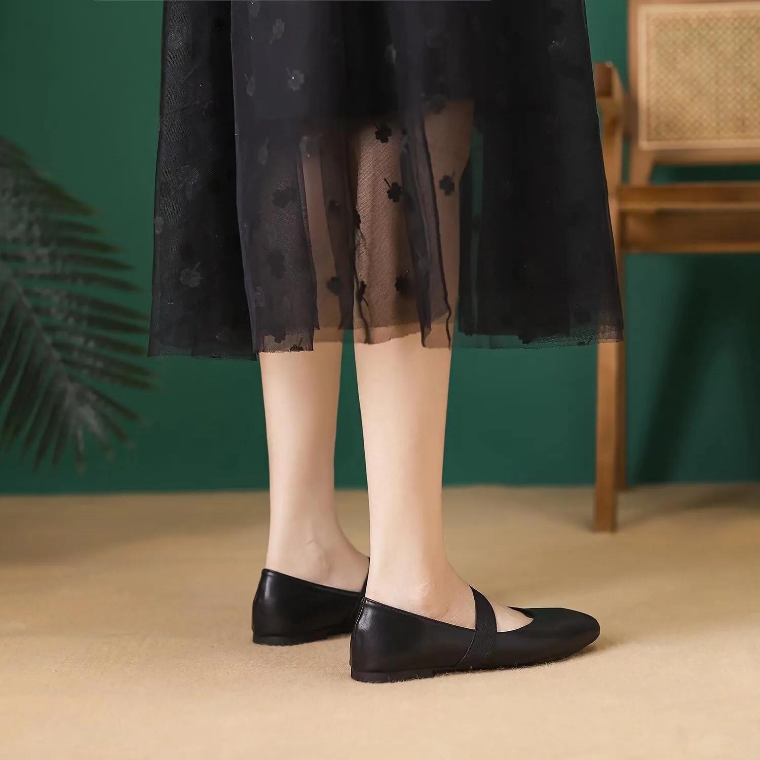 Hee grand Leather Flats for Women Comfortable Square Toe Mary Jane Shoes Elastic Strap Flats Lightweight Walking Shoes