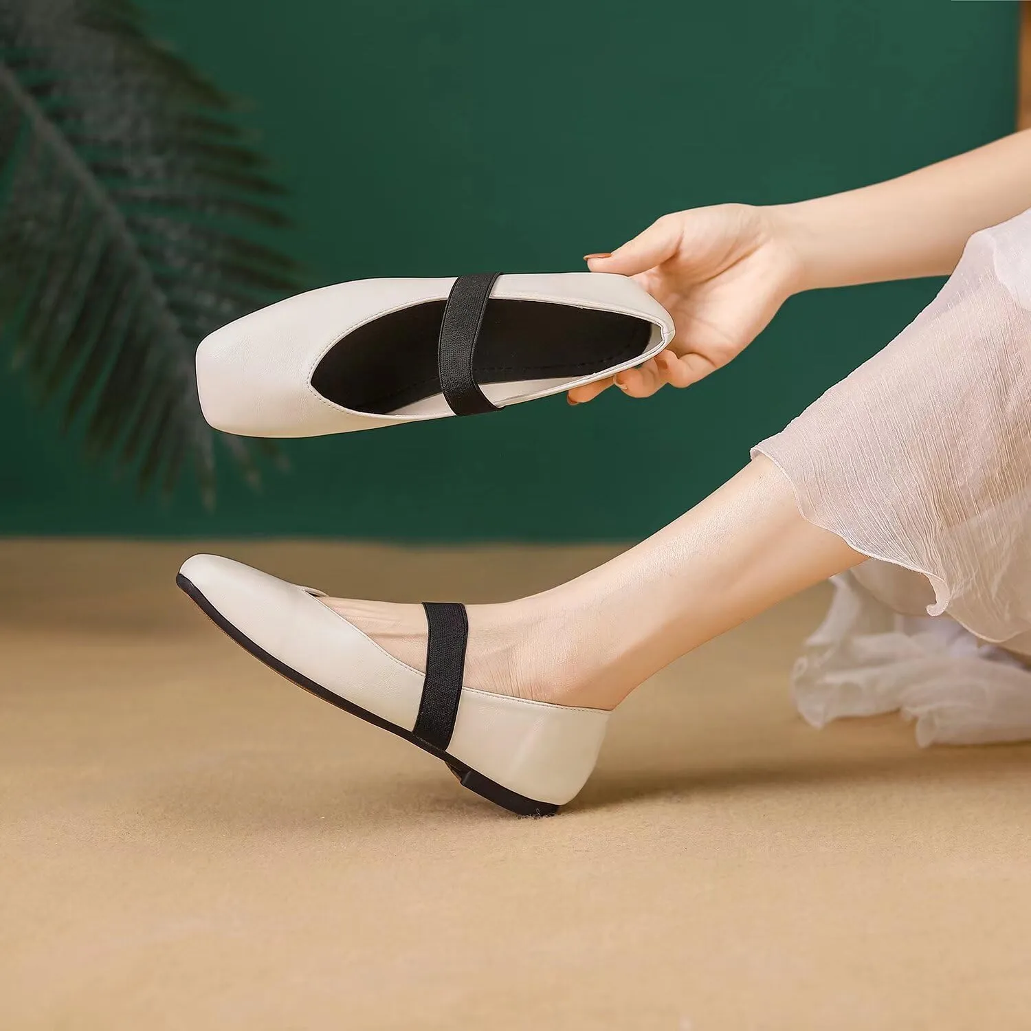 Hee grand Leather Flats for Women Comfortable Square Toe Mary Jane Shoes Elastic Strap Flats Lightweight Walking Shoes