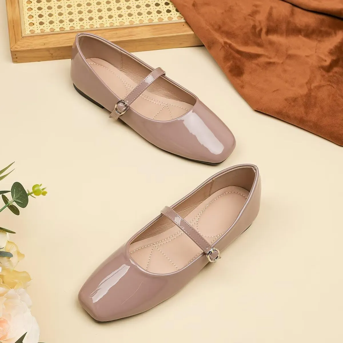Hee grand Patent Leather Mary Jane Flats for Women Dressy Comfortable Square Toe Ankle Strap Ballet Flats Lightweight