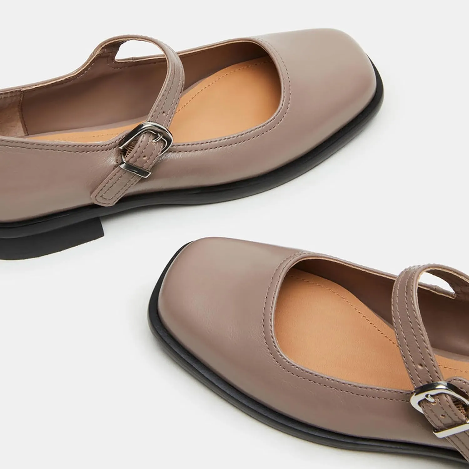 Mary Jane Shoes for Women Low Heel Chunky Flats Square Toe Ankle Strap Shoes Fashion Casual Shoes Work Mary Jane Flat Shoes Leather Loafers