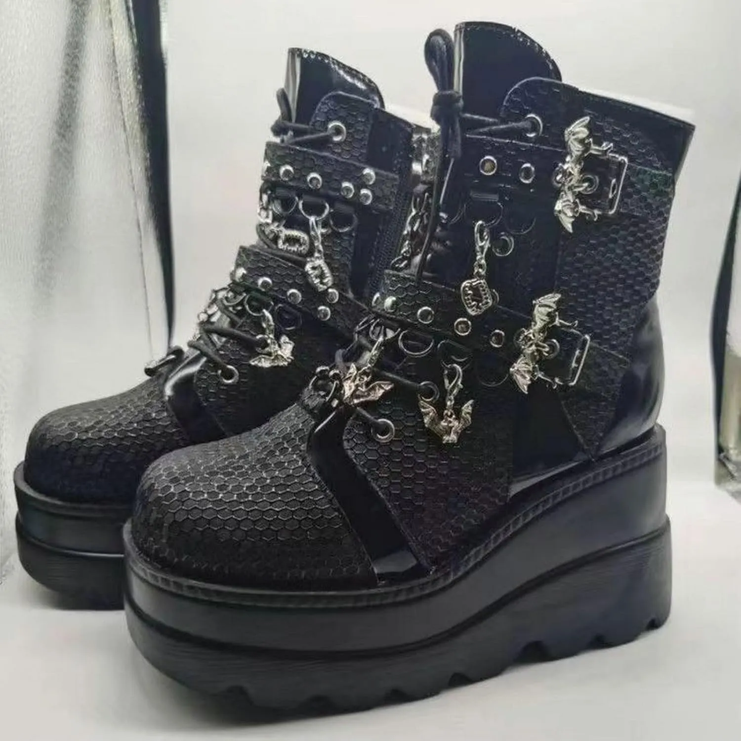 Meefit Women Wedged Boots Goth Lace Up Combat Platform Ankle Boots High Heels Punk Boots