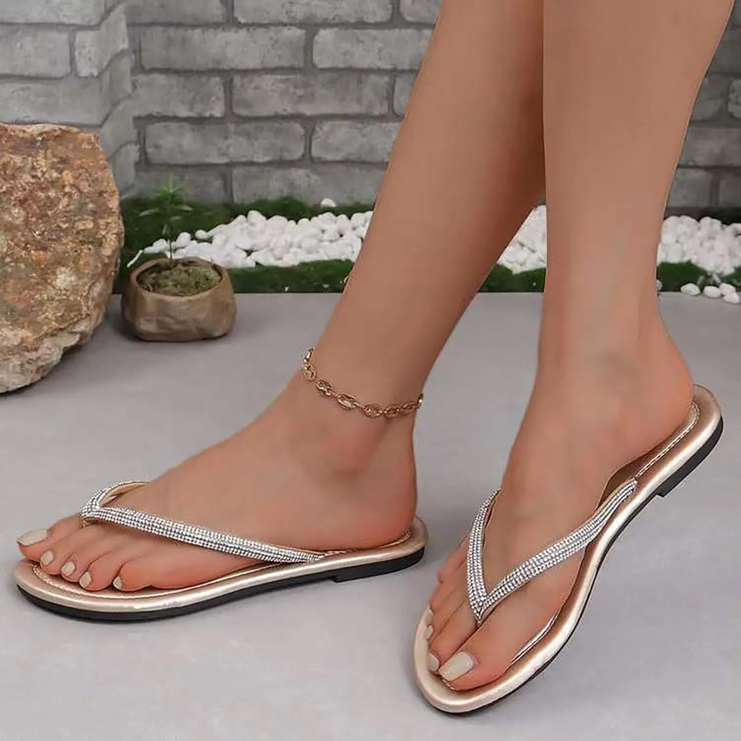 Summer Sandals Flat Flip Flops Women's Flat Toe Separator Glitter Rhinestones Sandals Pool Sea Slippers Slides Women