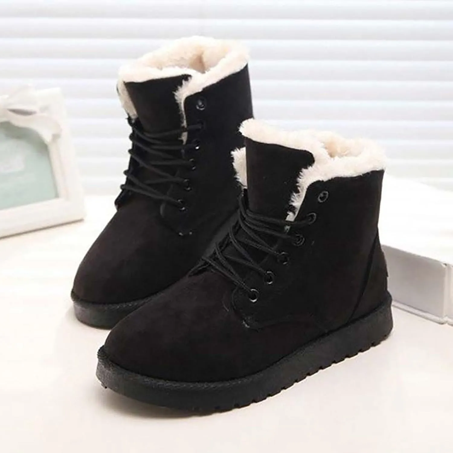 Winter Boots For Women Cotton Snow Boots Furry Lace-Up Hiking Booties Keep Warm Winter Ankle Short Booties
